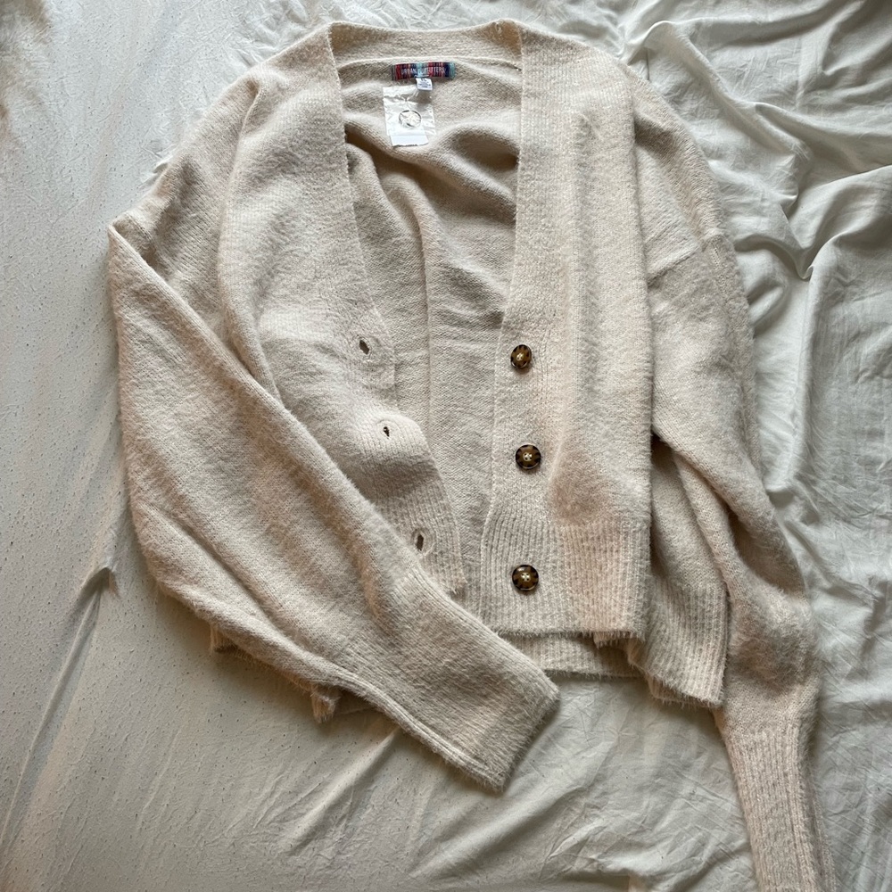 New with tags urban outfitters fuzzy cardigan